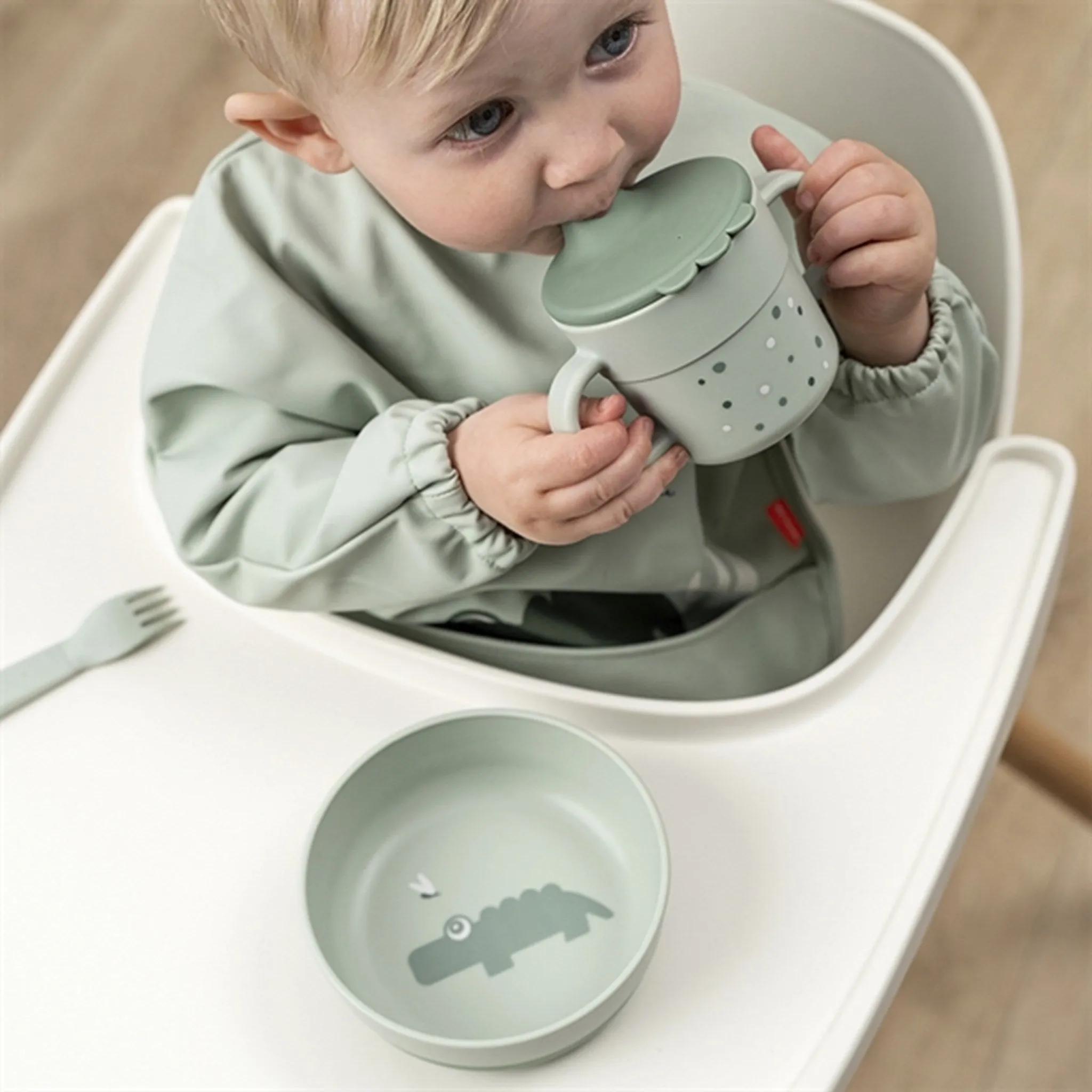 Done by Deer Foodie Spout Cup Happy Dots Green