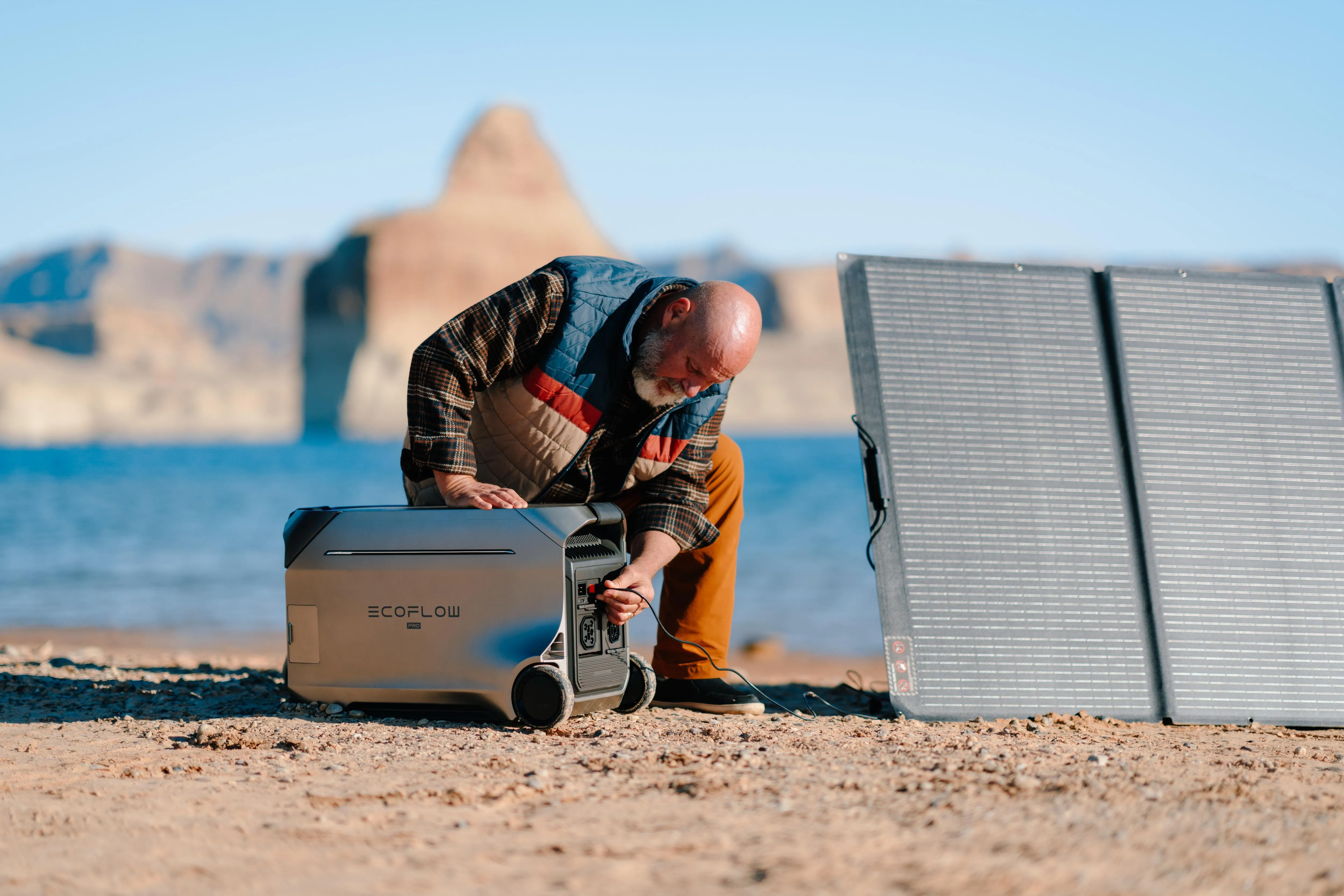 EcoFlow DELTA Pro 3   400W Solar Panel