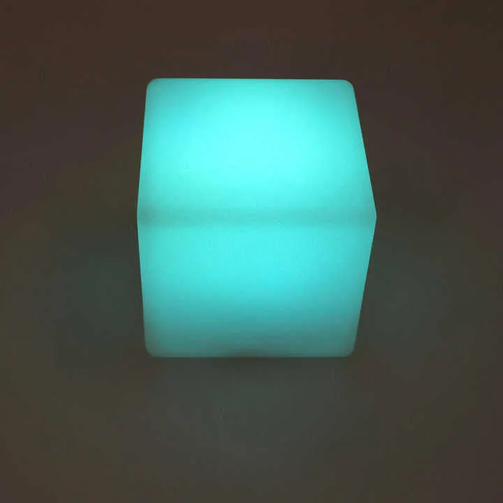 lamp . مصباح