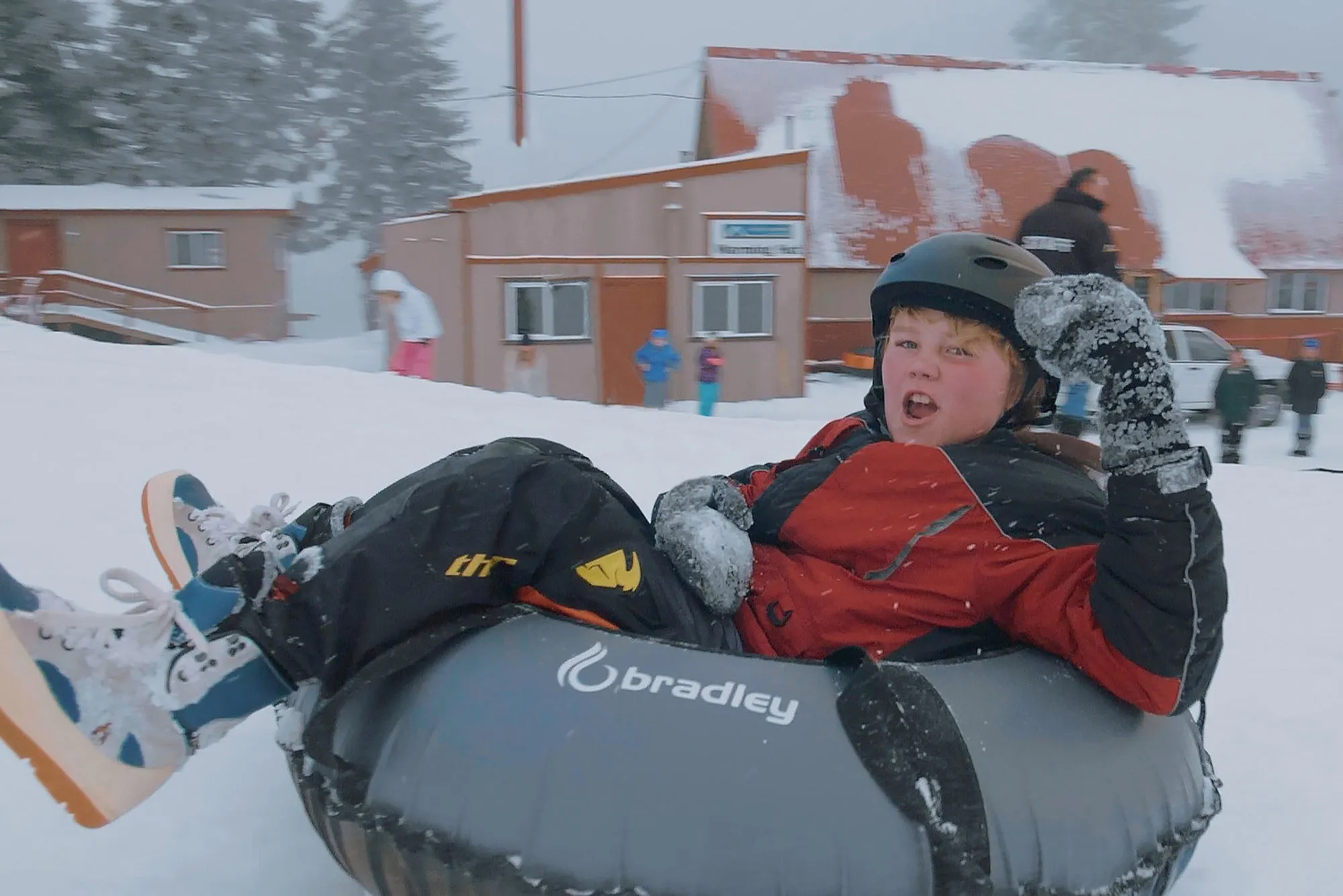 Set of 2 Bradley 50-Inch Snow Tubes with Heavy Duty Covers for Extreme Sledding Fun | Patented Inflatable Tubes for Performance | Made in USA
