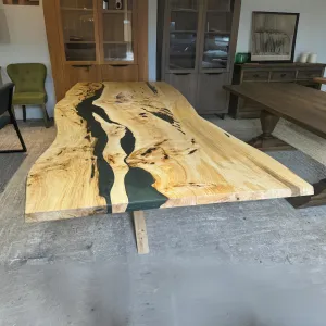 The Poplar Resin: 12 Seater Table